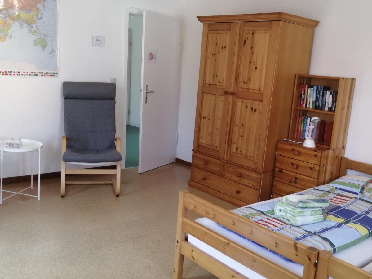 Apartment & Zimmer Familie Trescher Тюбинген Экстерьер фото