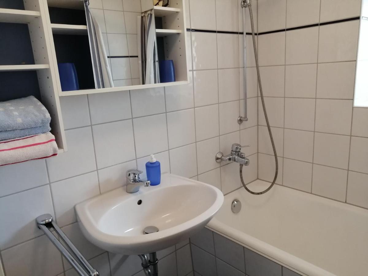 Apartment & Zimmer Familie Trescher Тюбинген Экстерьер фото