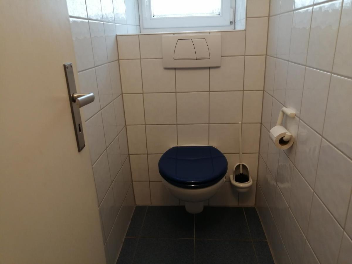Apartment & Zimmer Familie Trescher Тюбинген Экстерьер фото